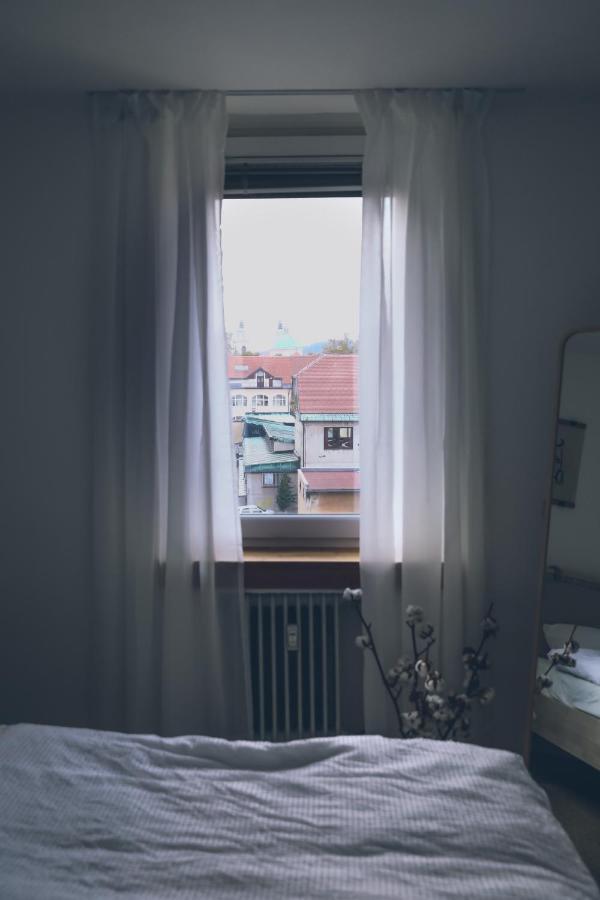 Ella'S Castle View Apartment Любляна Экстерьер фото